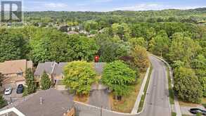 2 - 14 HUNTINGWOOD AVENUE | Dundas Ontario | Slide Image Four