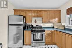 163 GROVE STREET E | Barrie Ontario | Slide Image Twelve
