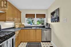 163 GROVE STREET E | Barrie Ontario | Slide Image Thirteen