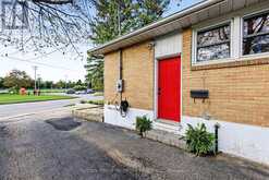 163 GROVE STREET E | Barrie Ontario | Slide Image Thirty-four