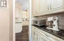 126 MCWILLIAMS CRESCENT | Oakville Ontario | Slide Image Eleven