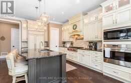 126 MCWILLIAMS CRESCENT | Oakville Ontario | Slide Image Thirteen