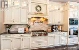 126 MCWILLIAMS CRESCENT | Oakville Ontario | Slide Image Fifteen