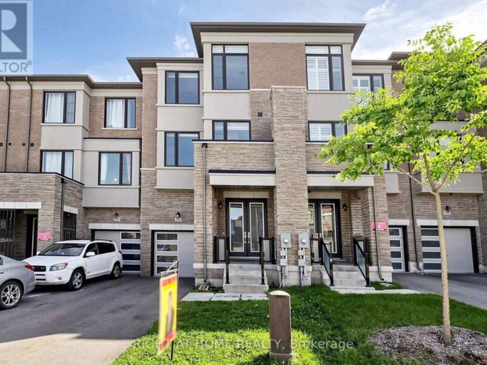 954 ISAAC PHILLIPS WAY, Newmarket, Ontario L3X 2Y8