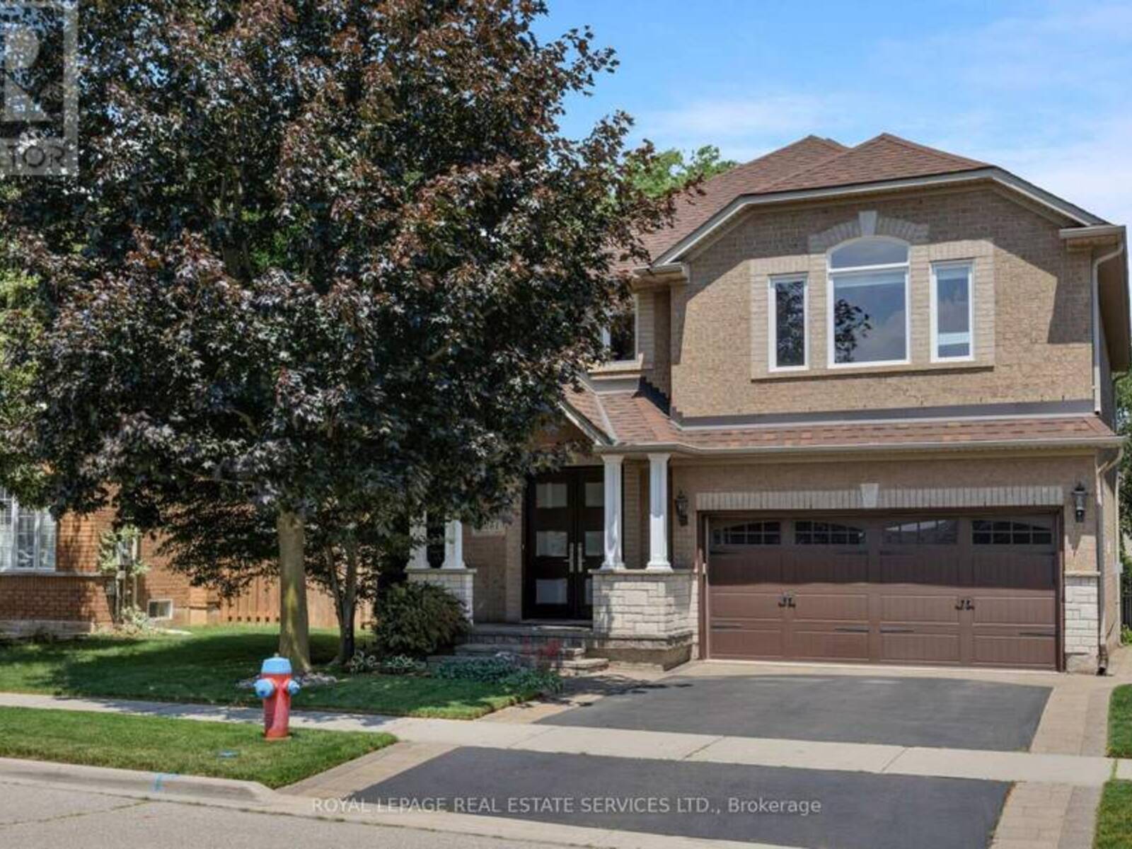 2261 GROUSE LANE, Oakville, Ontario L6M 3Z8
