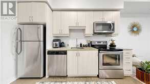802 - 9201 YONGE STREET | Richmond Hill Ontario | Slide Image Three