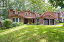 9 OAKRIDGE DRIVE | Barrie Ontario | Slide Image Two