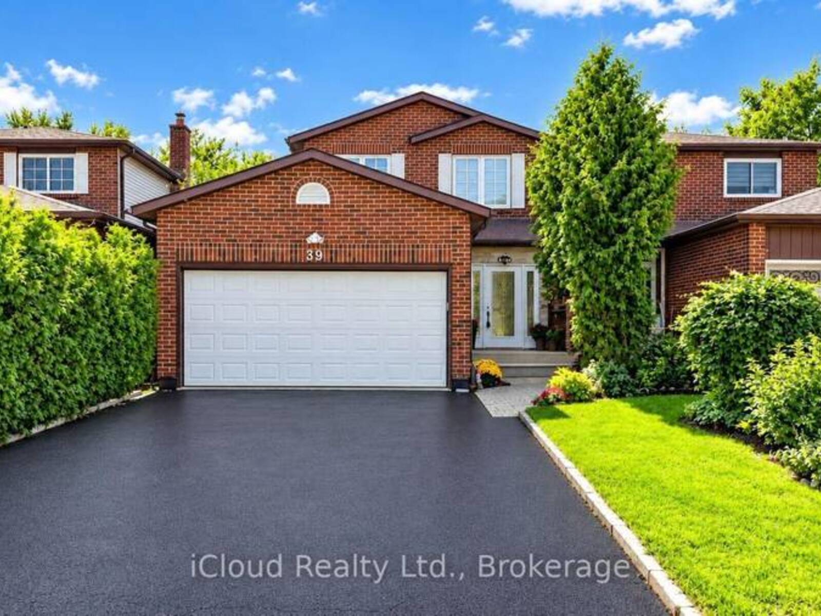 39 COVENTRY COURT, Richmond Hill, Ontario L4C 8B9