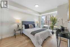 611 - 33 ELM DRIVE W | Mississauga Ontario | Slide Image Seventeen