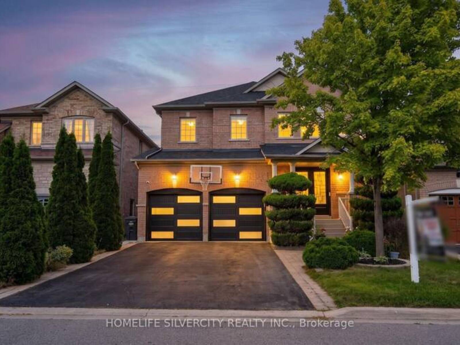 61 FIELDVIEW DRIVE, Brampton, Ontario L6P 2Y2