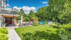 33 THORNY BRAE DRIVE | Markham Ontario | Slide Image Two
