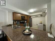 241 - 318 JOHN STREET | Markham Ontario | Slide Image Twelve