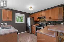 42 KELL PLACE | Barrie Ontario | Slide Image Five