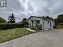 373 WEST ACRES DRIVE | Guelph Ontario | Slide Image Three