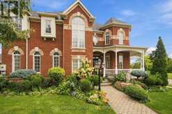 33 PASCOE DRIVE | Markham Ontario | Slide Image One