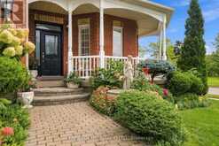 33 PASCOE DRIVE | Markham Ontario | Slide Image Six