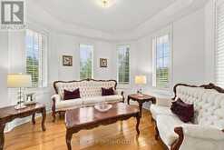 33 PASCOE DRIVE | Markham Ontario | Slide Image Eight