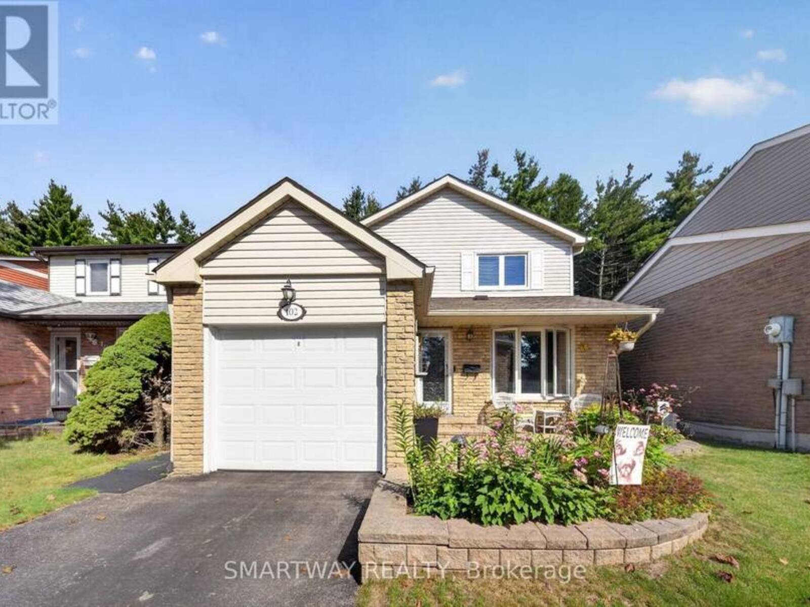 102 RAWLING CRESCENT, Brampton, Ontario L6Z 1N8