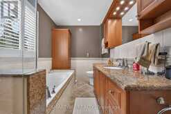 102 RAWLING CRESCENT | Brampton Ontario | Slide Image Thirty