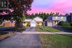 102 RAWLING CRESCENT | Brampton Ontario | Slide Image Three