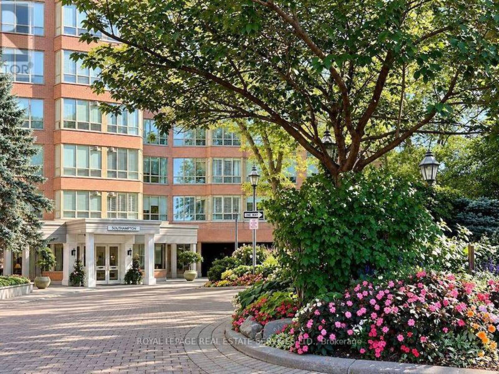 403 - 1 RIPLEY AVENUE, Toronto, Ontario M6S 4Z6