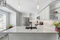 888 JEMPSON PATH | Milton Ontario | Slide Image Twelve