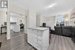 3560 ST. CLAIR AVENUE E | Toronto Ontario | Slide Image Thirteen