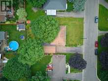 87 BALL STREET | Paris Ontario | Slide Image Thirty