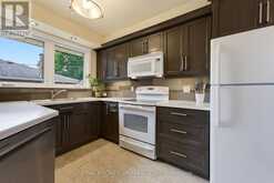 87 BALL STREET | Paris Ontario | Slide Image Nine