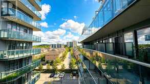 641 - 9471 YONGE STREET | Richmond Hill Ontario | Slide Image Nineteen