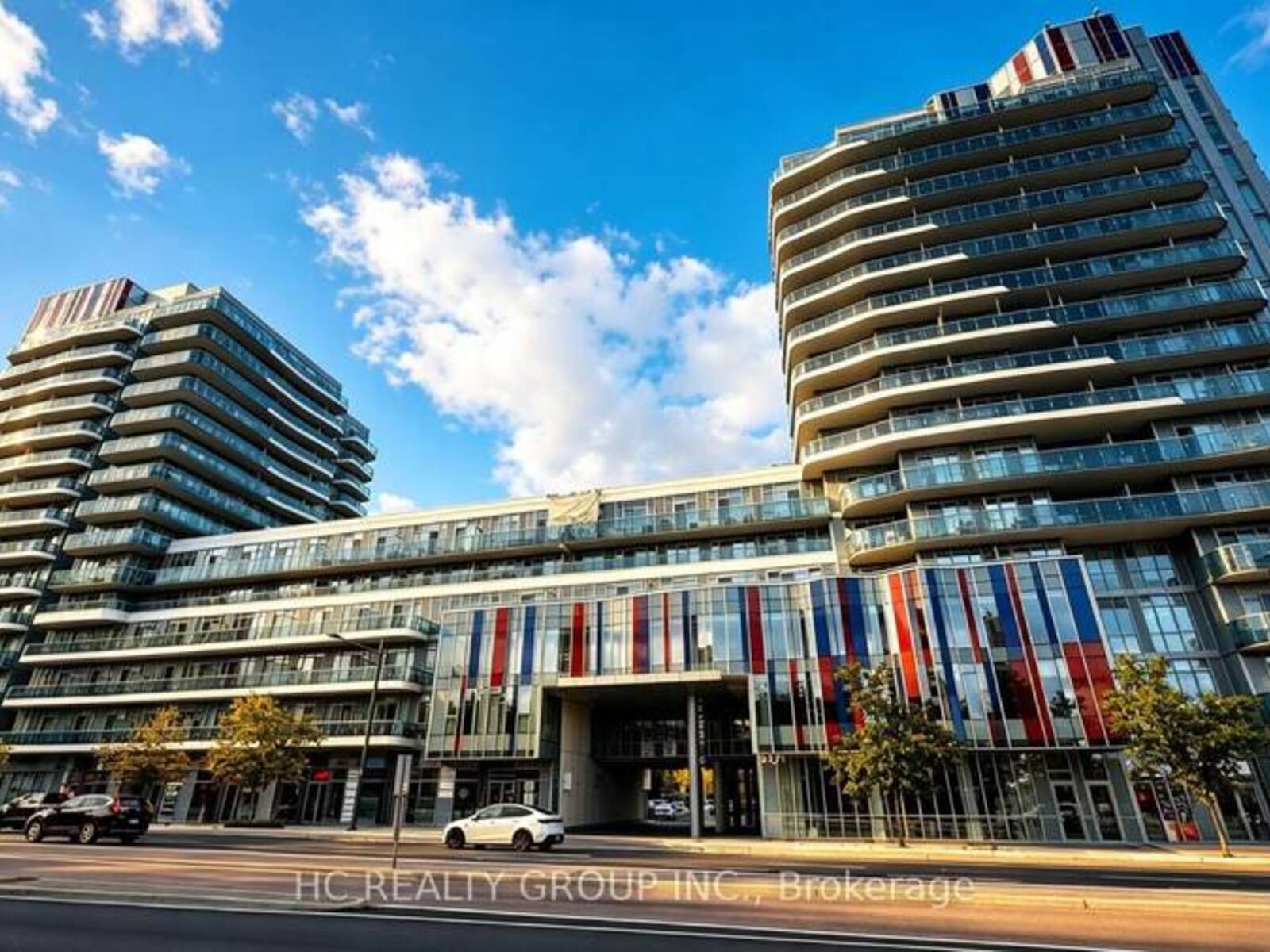 641 - 9471 YONGE STREET, Richmond Hill, Ontario L4C 0Z5