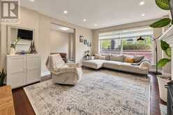 3 - 69 UPPER CANADA DRIVE | Toronto Ontario | Slide Image Ten