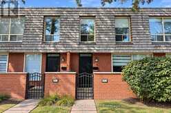 3 - 69 UPPER CANADA DRIVE | Toronto Ontario | Slide Image Two