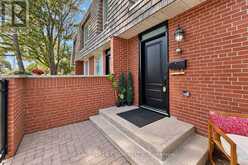 3 - 69 UPPER CANADA DRIVE | Toronto Ontario | Slide Image Three