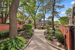 3 - 69 UPPER CANADA DRIVE | Toronto Ontario | Slide Image Forty-one