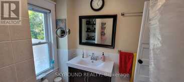 4617 FERGUSON STREET | Niagara Falls Ontario | Slide Image Twelve