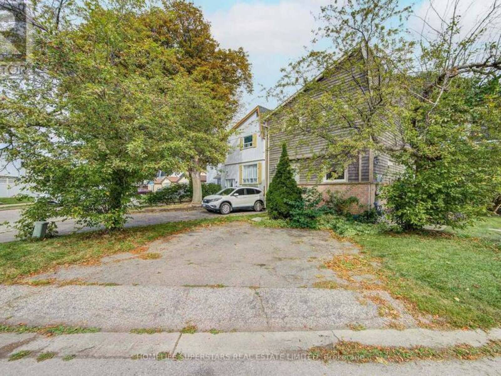 50 HOSKINS SQUARE, Brampton, Ontario L6S 2N6