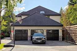 2 THORNLEA COURT | Markham Ontario | Slide Image Four