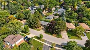 2490 YARMOUTH CRESCENT | Oakville Ontario | Slide Image Six