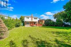 111 BRIARSCROSS BOULEVARD | Toronto Ontario | Slide Image Twelve