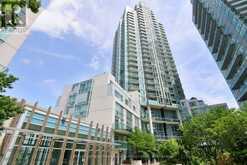 305 - 220 BURNHAMTHORPE ROAD W | Mississauga Ontario | Slide Image Forty-six