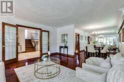 17 EALING DRIVE | Toronto Ontario | Slide Image Ten