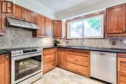 17 EALING DRIVE | Toronto Ontario | Slide Image Fifteen