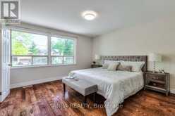 17 EALING DRIVE | Toronto Ontario | Slide Image Eighteen