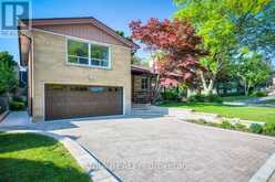 17 EALING DRIVE | Toronto Ontario | Slide Image Two