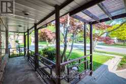 17 EALING DRIVE | Toronto Ontario | Slide Image Five