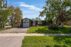 37 HICKLING TRAIL | Barrie Ontario | Slide Image Forty-four
