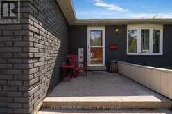 37 HICKLING TRAIL | Barrie Ontario | Slide Image Five