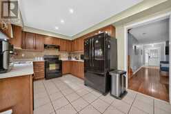 26 PEACHLEAF CRESCENT S | Brampton Ontario | Slide Image Sixteen