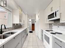 77 BILLINGTON CRESCENT | Toronto Ontario | Slide Image Nine